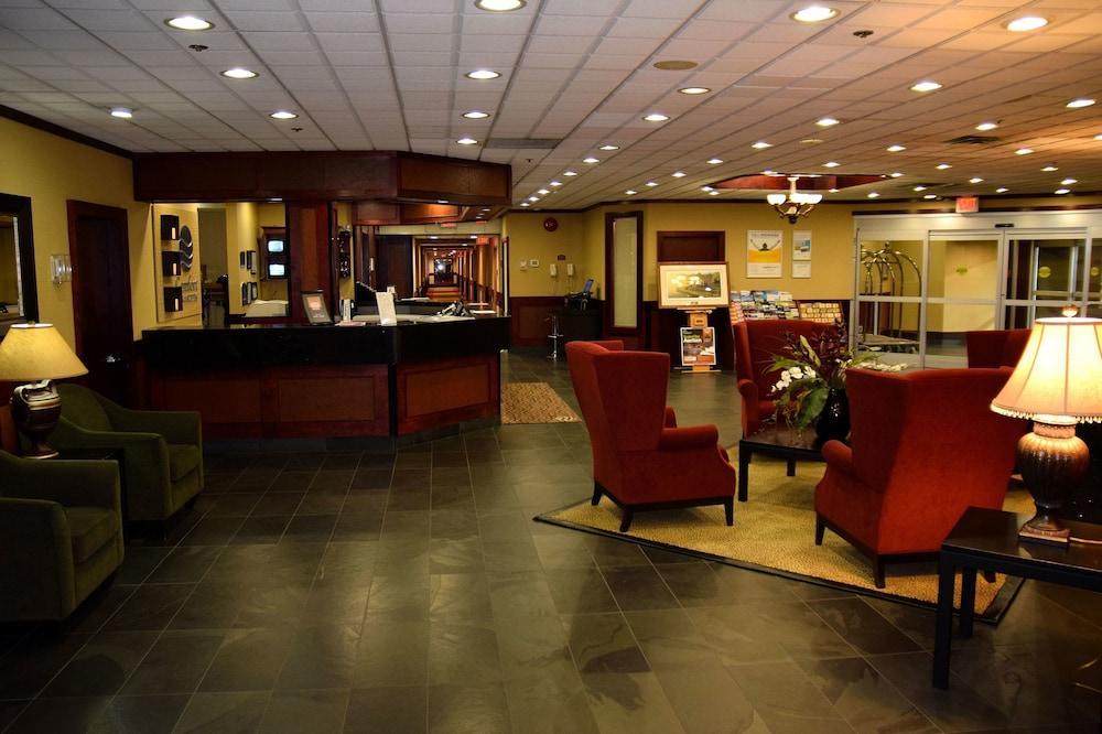 Comfort Inn & Suites Виктория Екстериор снимка