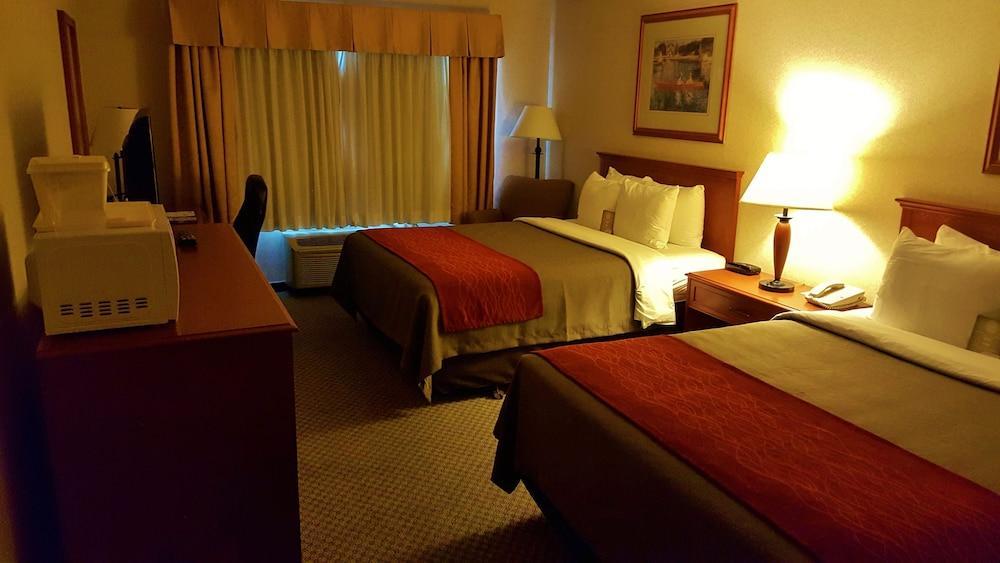 Comfort Inn & Suites Виктория Екстериор снимка