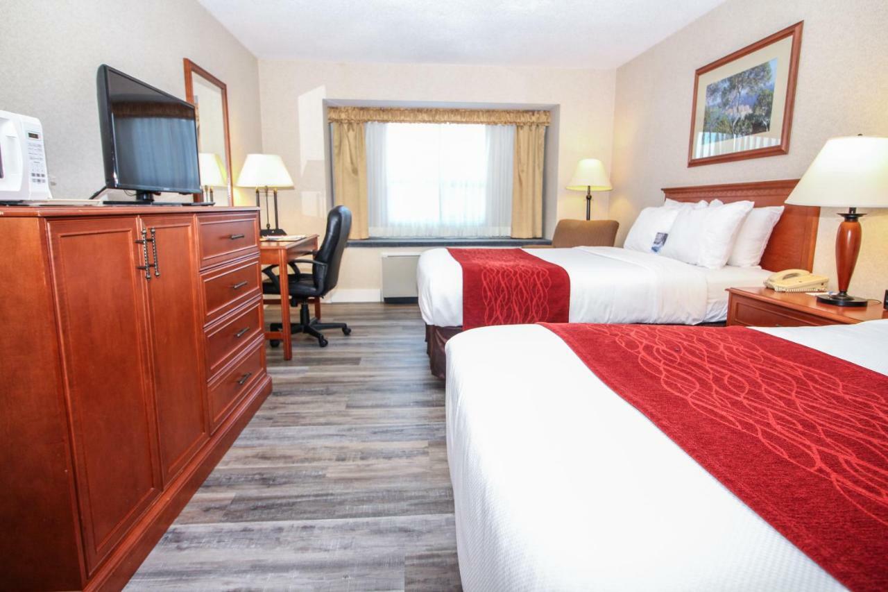 Comfort Inn & Suites Виктория Екстериор снимка
